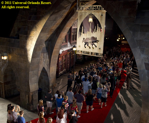 Universal Orlando Resort Surprises Guests at Midnight Screening of the Final Harry Potter Film with Once-in-a-Lifetime Opportunity:Exclusive Access to The Wizarding World of Harry Potter
