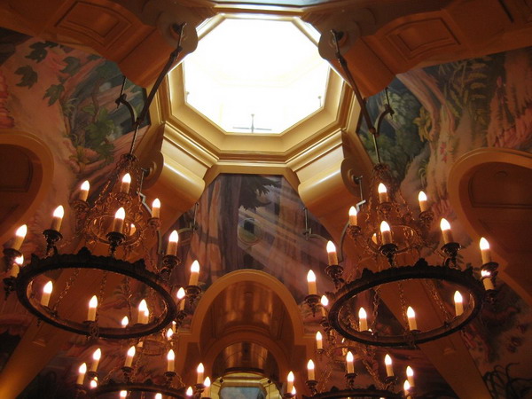 DCA_Carthay_2ndFlCeiling3